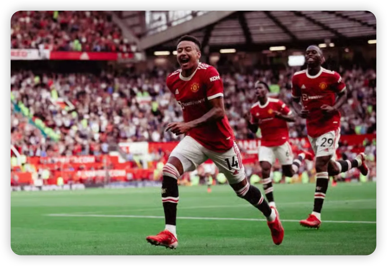 Manchester United's Lingard Makes Agent Switch