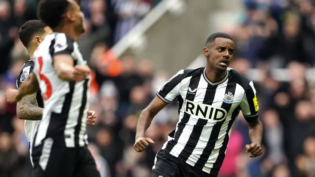 The Courtroom Showdown: A Unanimous Decision